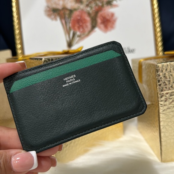 Hermes Other - 💚Hermès City Card Case Leather